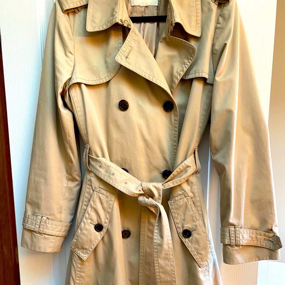 Banana Republic Women’s Trench Coat